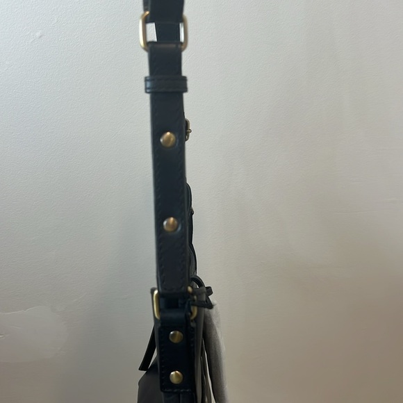 Born Elegant Black Leather Shoulder Bag NWT! - Picture 9 of 12